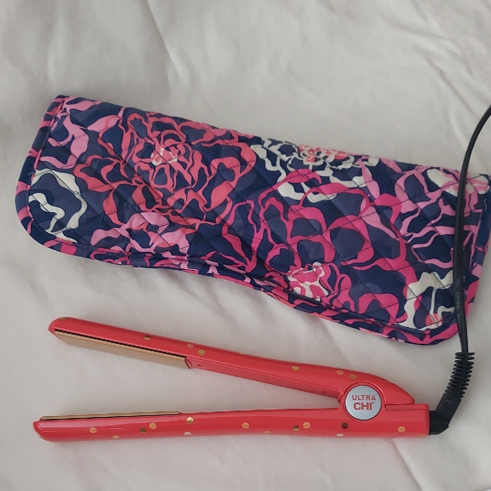 CHI Red Hair Straightener with Floral Heat Sleeve - Picture 5 of 6